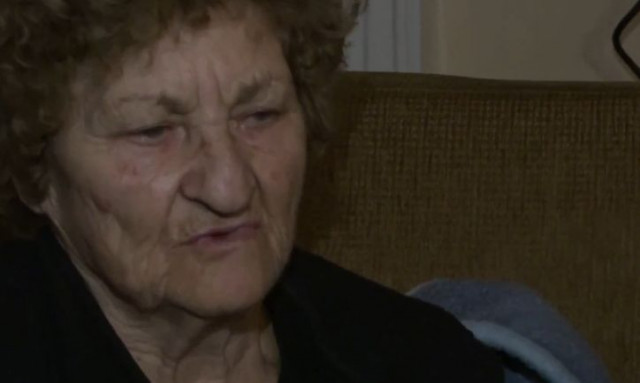 Εύβοια: Ραγίζει καρδιές η μητέρα του νεκρού πυροσβέστη – «Τι να σας πω, έχω τη στεναχώρια μου…»