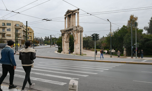 Καιρός: Μανία των ανέμων και τσουχτερό κρύο - Πρεμιέρα της περιόδου ψυχρών αερίων μαζών