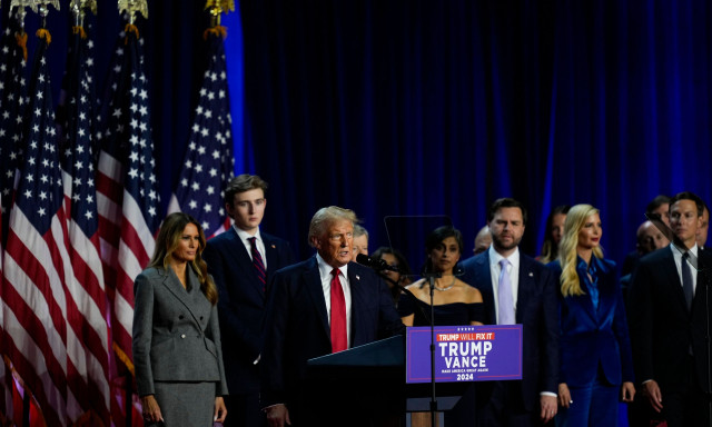 Αμερικάνικες εκλογές 2024: Με ποιους πανηγύρισε τη νίκη του ο Ντόναλντ Τραμπ