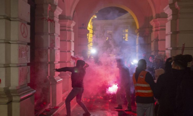 Σερβία: Επεισόδια σε διαδήλωση για το δυστύχημα στον σιδηροδρομικό σταθμό του Νόβι Σαντ