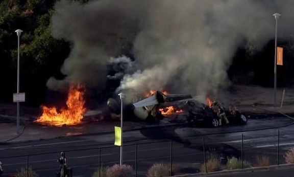 Συντριβή αεροσκάφους πάνω σε αυτοκίνητο στην Αριζόνα - Πέντε νεκροί