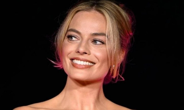 Μάργκοτ Ρόμπι: Στιγμές οικογενειακής ευτυχίας με τον σύζυγό της και το νεογέννητο μωρό τους