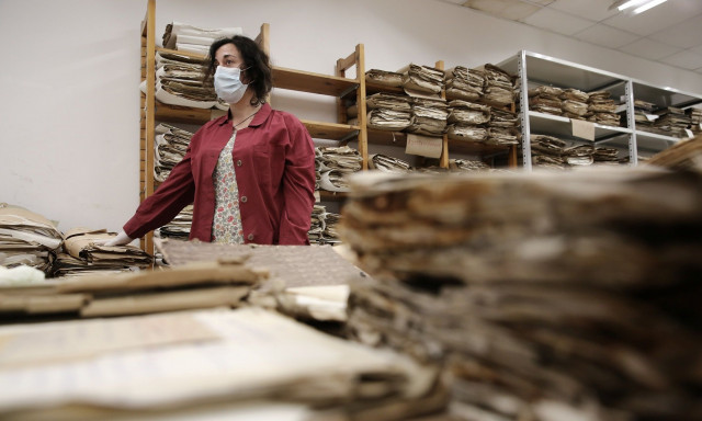 Ψηφιοποιούνται τα αρχεία του Δημόσιου Συστήματος Υγείας - 190 εκατ. σελίδες από 127 νοσοκομεία