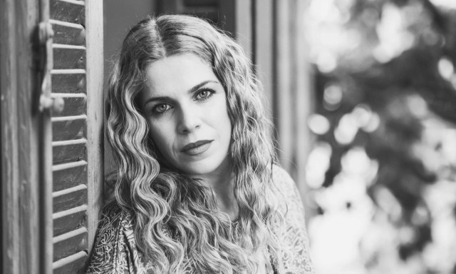 Σταυρός του Νότου: Η Βιολέτα Ίκαρη με «καινούρια σοδειά» στις 15 Νοεμβρίου