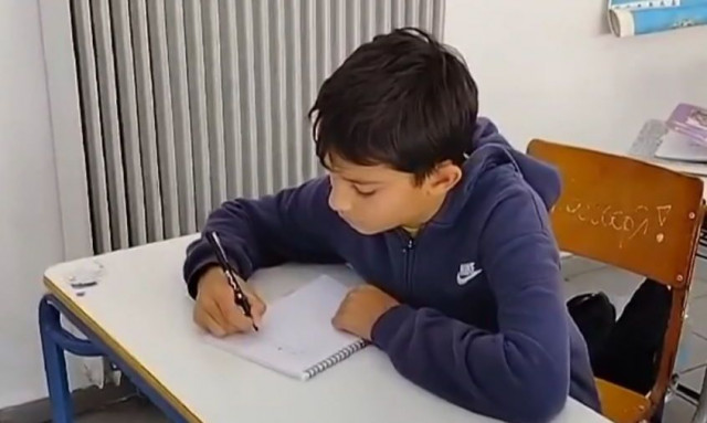 Μάθημα τιμιότητας από 13χρονο στη Σκόπελο - Παρέδωσε πορτοφόλι με 1.000 ευρώ