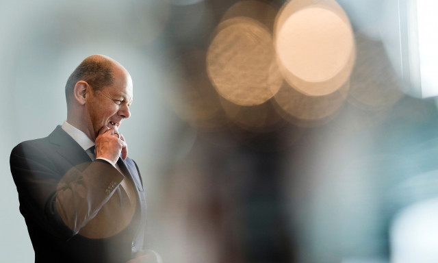 Γερμανία: Στα κάγκελα αντιπολίτευση και επιχειρηματίες με τον Σολτς – Ζητούν άμεσα εκλογές