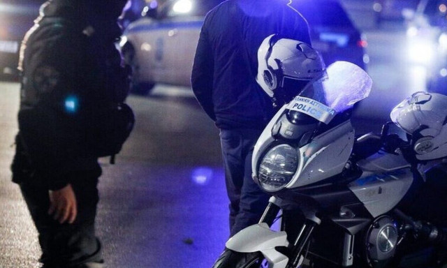 Αγρίνιο: 27χρονη κατήγγειλε τους γονείς της ότι την άφησαν δεμένη στο κρεβάτι της και έφυγαν