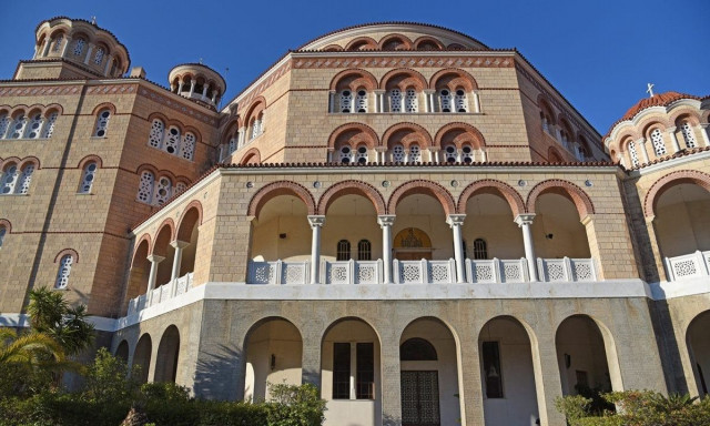 Άγιος Νεκτάριος Αίγινα: Το παγκοσμίου φήμης μοναστήρι και τα θαύματα