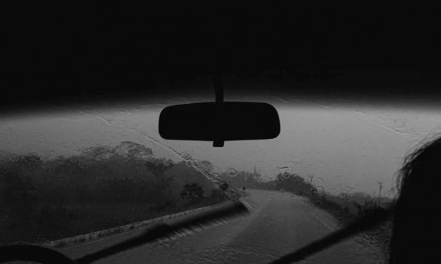 Απίστευτη καταγγελία: Μητέρα τριών παιδιών ζει στο αυτοκίνητό της στο Ηράκλειο