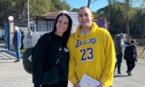 Εύη Βατίδου: Η φωτογραφία με τον 22χρονο γιο της στο στρατόπεδο