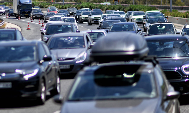 Κίνηση τώρα: Κυκλοφοριακό «κομφούζιο» στον Κηφισό - Μεγάλες καθυστερήσεις στην Αττική Οδό