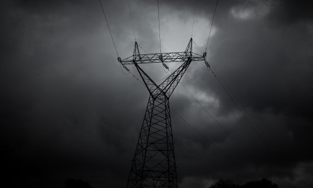 Ηλεκτρικό ρεύμα: Ξανά πάνω από τα 200 ευρώ ανά MWh – Προβληματισμός σε χιλιάδες νοικοκυριά