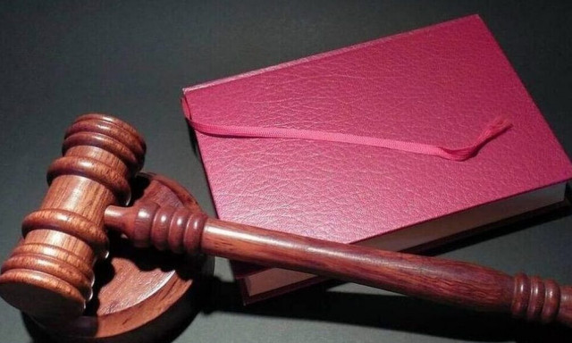 Μιχάλης Πικραμένος: Απάντηση στον Βερβεσό για την πρόταση αποχής των δικηγόρων 