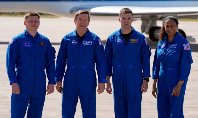 NASA: Τι συνέβη στους 4 αστροναύτες - Η μυστηριώδης ασθένεια που τους έστειλε στο νοσοκομείο