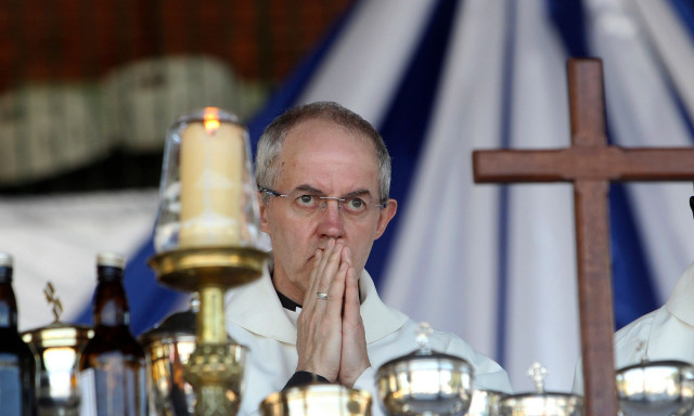 Βρετανία: Παραιτήθηκε ο Αρχιεπίσκοπος του Καντέρμπουρι Τζάστιν Γουέλμπι για το σκάνδαλο κακοποίησης