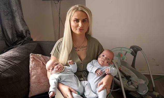 Αγγλία: Έσβησε στο ασθενοφόρο γιατί ο οδηγός έχασε το δρόμο - Οδηγίες έδινε η έγκυος σύζυγός του