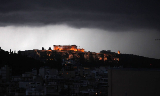 Ο καιρός στην Αθήνα – Πώς θα εξελιχθεί η κακοκαιρία