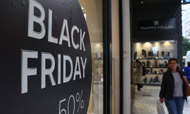 Ανοιχτά τα καταστήματα την Κυριακή μετά την Black Friday: Τι πρότεινε ο Εμπορικός Σύλλογος