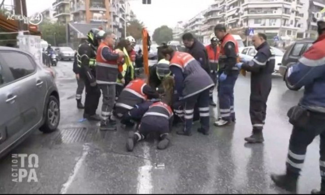 Τροχαίο σε «ζωντανή» σύνδεση: Έπεσαν πάνω του διασώστες που βρέθηκαν στο σημείο για άσκηση