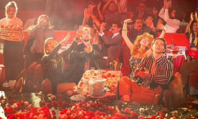 Τώρα, το Μπλακ Φράιντεϊ του Κωτσόβολου μας γυρίζει στη δεκαετία του ‘90