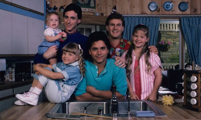 Τζον Στάμος: Το συγκινητικό μήνυμα στον συμπρωταγωνιστή του που διαγνώστηκε με καρκίνο