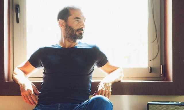 Αλέκος Συσσοβίτης: «Πήραν τη μητέρα μου 9 χρόνων από το ορφανοτροφείο και την έστειλαν υπηρέτρια»