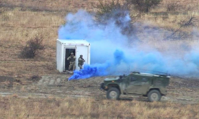 «WISE WOLF – 24»: Εντυπωσιακές εικόνες από την πολυεθνική άσκηση των ειδικών δυνάμεων