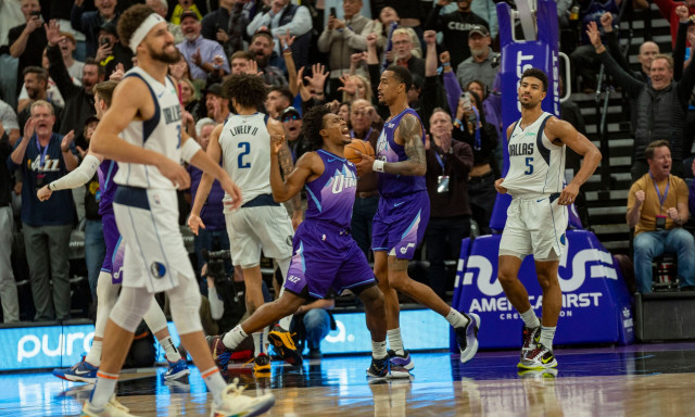 NBA: Έσπασαν το… ρόδι εντός οι Τζαζ, κόντρα στους Μάβερικς που γνώρισαν νέα ήττα