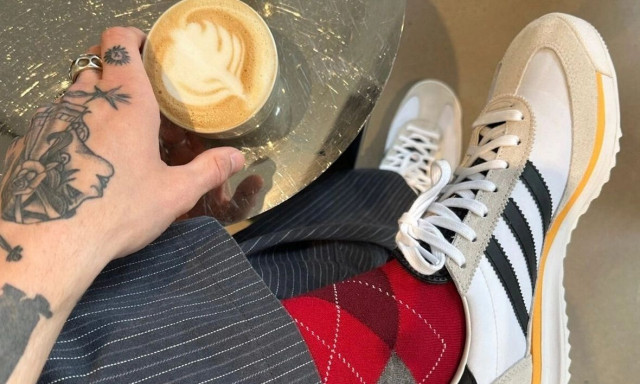 Τα sneakers είναι το παπούτσι που θα σου δώσει extra «πόντους» στυλ φέτος το φθινόπωρο