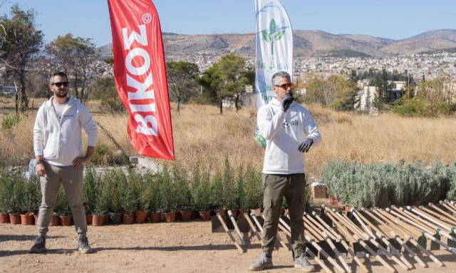 5η Πανελλήνια Εθελοντική Φύτευση We4all: Το φυσικό μεταλλικό νερό Βίκος φύτεψε 1000 δενδρύλλια