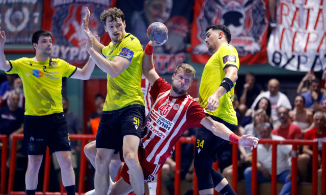 Αθλητικές μεταδόσεις: Πού θα δείτε Ολυμπιακός – ΑΕΚ, Nations League, GBL και Γιάννη Αντετοκούνμπο