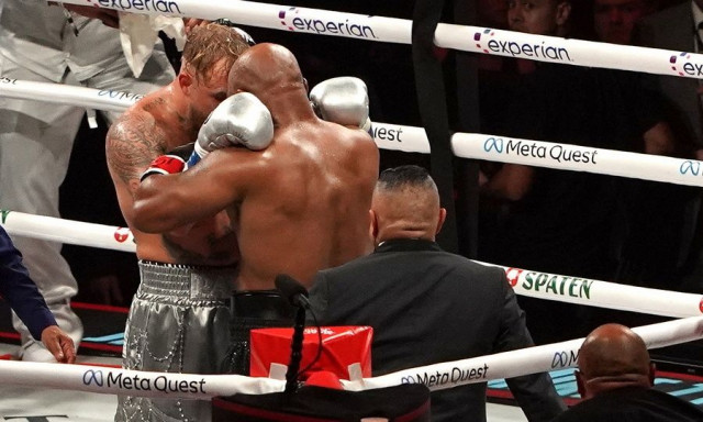 Οι θεωρίες συνωμοσίας του Πολ – Τάισον: Ήταν στημένος; Η στιγμή που έκανε πολλούς να το πιστέψουν