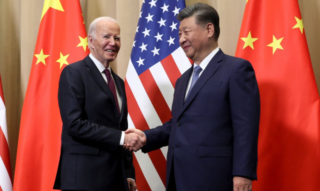 Συνάντηση Μπάιντεν - Σι Τζινπίνγκ στο Περού