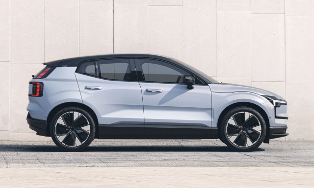 Volvo: Ηλεκτρικά μοντέλα με όφελος έως 4.000 ευρώ και δωρεάν wallbox