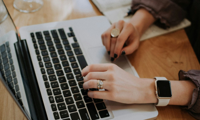 Επιδότηση laptop έως και 90%: Οι δικαιούχοι - Τι άλλο μπορούν να αγοράσουν