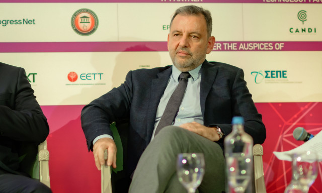 Μπρουμίδης στο 26o Συνέδριο Infocom World 2024: «Εφικτή η αύξηση των συνδέσεων οπτικής ίνας»