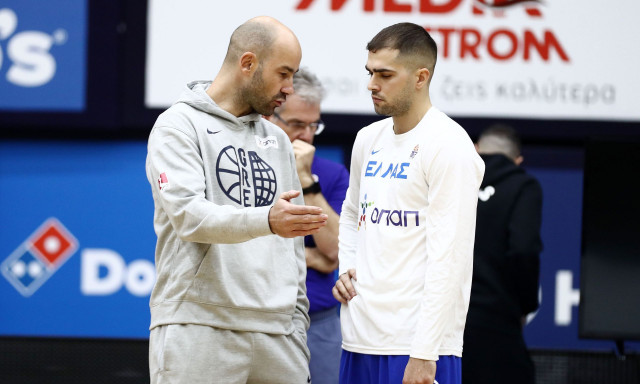 Αθλητικές μεταδόσεις: Πού θα δείτε το Μεγάλη Βρετανία - Ελλάδα και το Ολυμπιακός - Μπασκόνια