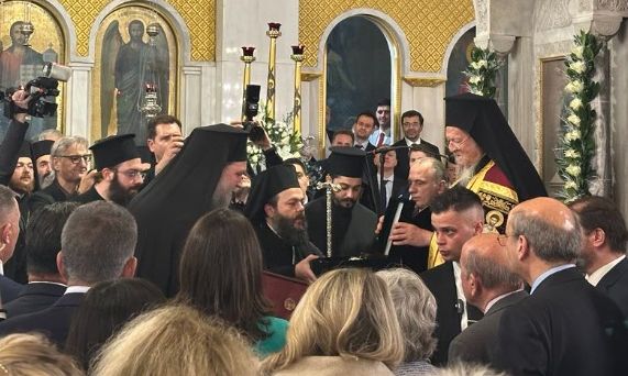 Οικουμενικός Πατριάρχης: Με πλήθος ιεραρχών, πολιτικών και πιστών η υποδοχή του στη Νέα Ιωνία
