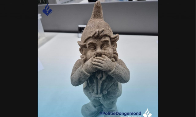 Ολλανδία: Η αστυνομία βρήκε νάνο φτιαγμένο από ναρκωτικά κατά τη διάρκεια έρευνας