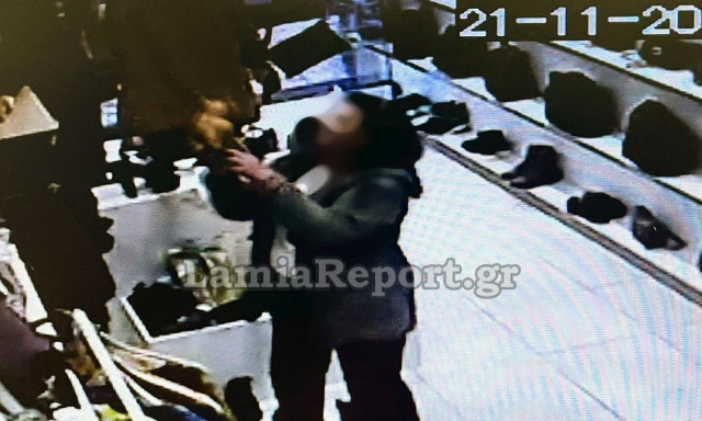 Λαμία: Η κάμερα έπιασε την «κυρία» να κλέβει
