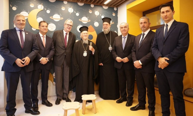 Ο Οικουμενικός Πατριάρχης ξεναγήθηκε στο Ιωνικό Κέντρο «στολίδι» της Νέας Ιωνίας