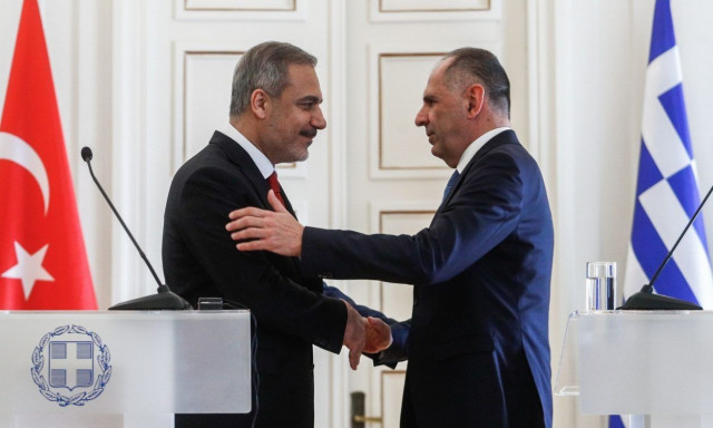 Ο Χακάν μιλάει για συνεκμετάλλευση στο Αιγαίο και θέλει κρυφό διάλογο