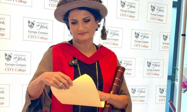 Άλκηστις Πρωτοψάλτη: Έγινε Επίτιμη Διδάκτορας στο Πανεπιστήμιο του York - Πού αφιερώνει τον τίτλο