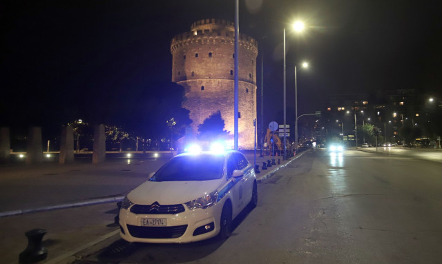 Θεσσαλονίκη: Ανήλικοι πήραν αυτοκίνητο συγγενή για βόλτα - Σταμάτησαν μετά από αστυνομική καταδίωξη