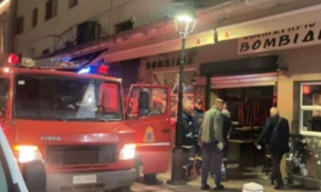 Θεσσαλονίκη: Αναστάτωση στην αγορά Μοδιάνο - Ξέσπασε πυρκαγιά σε μαγαζί (vid)