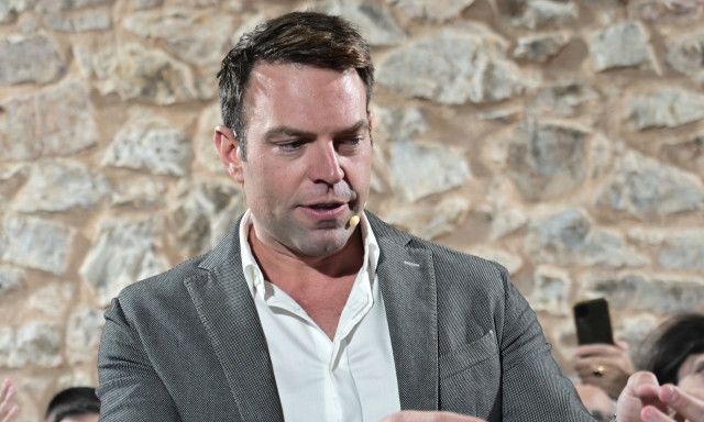 Στέφανος Κασσελάκης: Επίθεση και αιχμές κατά πάντων - Τι είπε για Τσίπρα