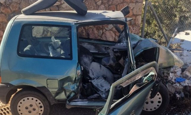 Τραγωδία στην Ανάβυσσο: Κατέληξε ο τραυματίας του ατυχήματος