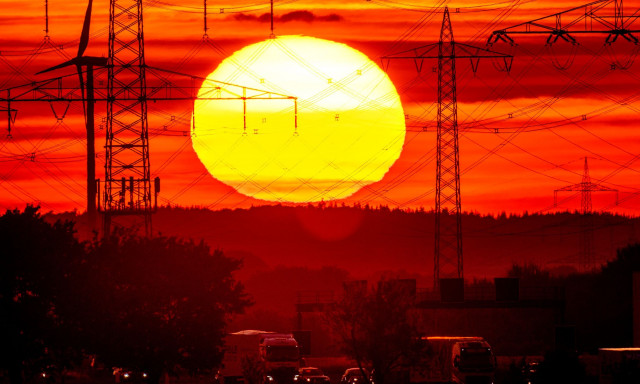 Καύσωνας: 23 τρόποι εξοικονόμησης ενέργειας