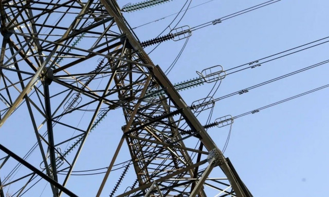 Μαζικές διακοπές ρεύματος σε περιοχές της Λάρισας - Κλήσεις στην Πυροσβεστική για απεγκλωβισμούς