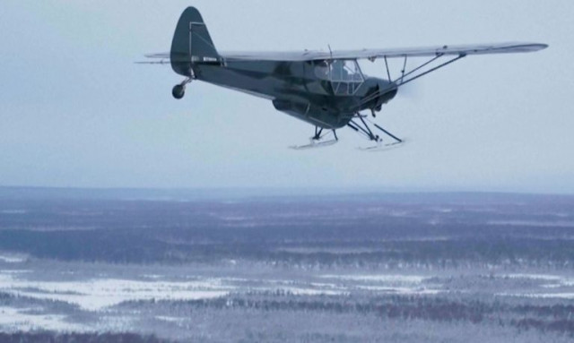 Ημέρα των ευχαριστιών: Γυναίκα μοιράζει γαλοπούλες από αέρος σε απομακρυσμένες περιοχές της Αλάσκα